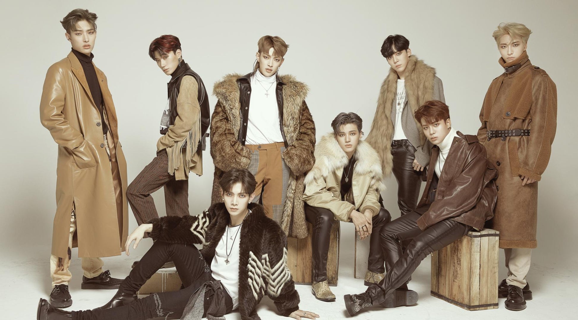 ATEEZ V16 Mousepad