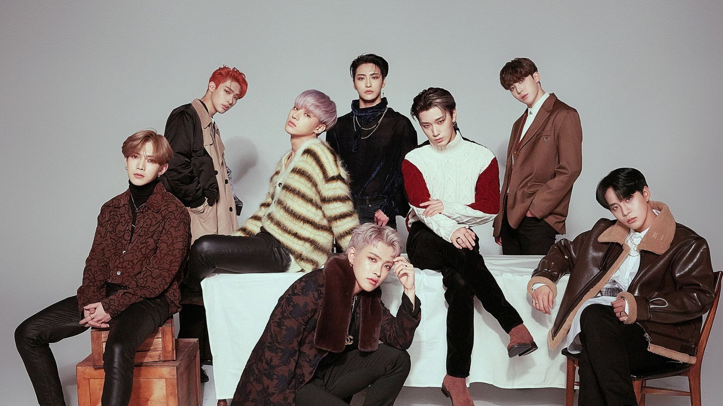 ATEEZ V21 Mousepad