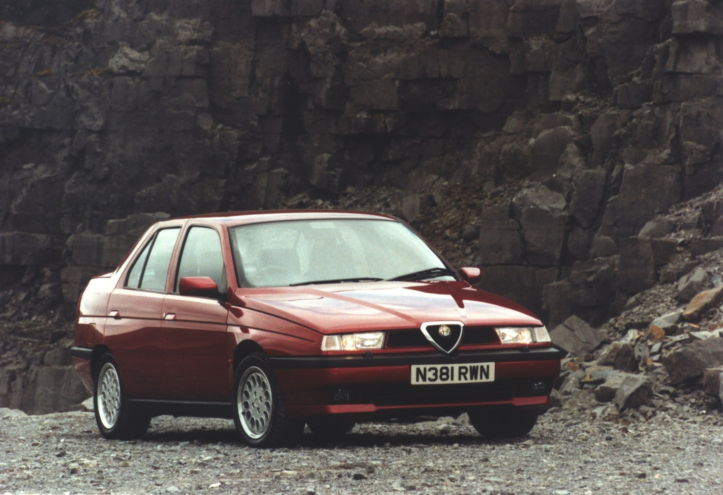 Alfa Romeo 155 Q4 V17 Mousepad