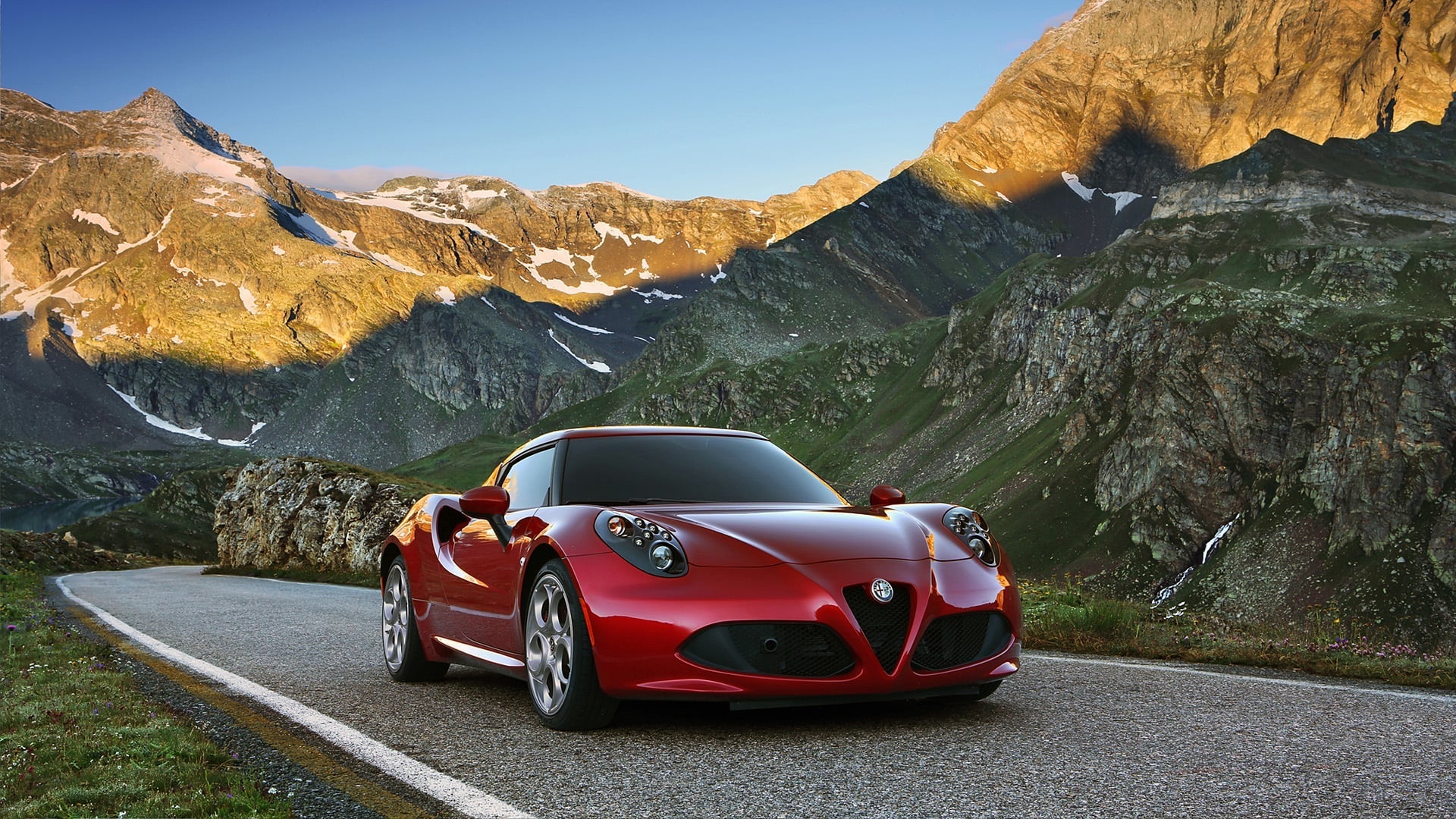 Alfa Romeo 4C V15 Mousepad