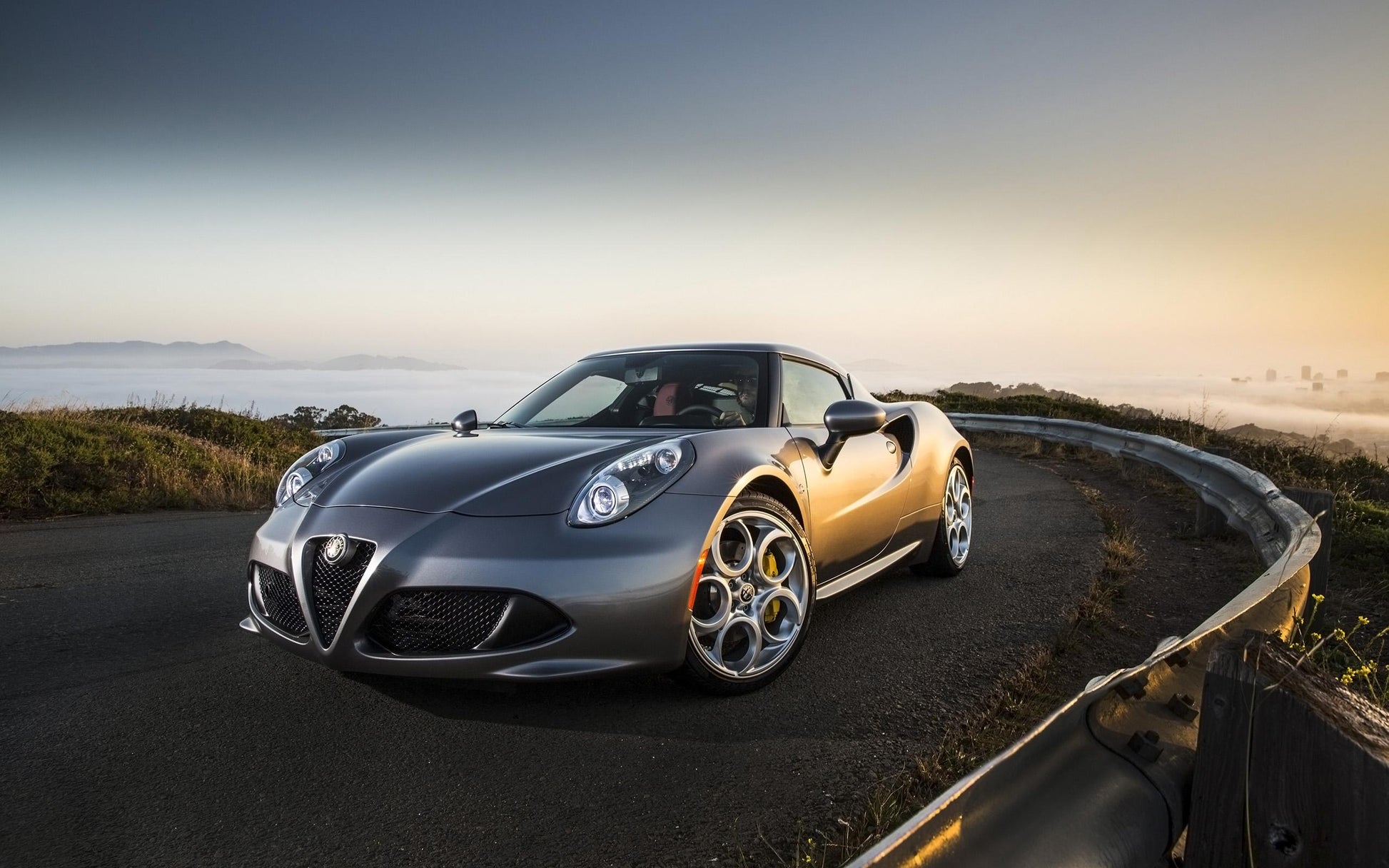 Alfa Romeo 4C V42 Mousepad