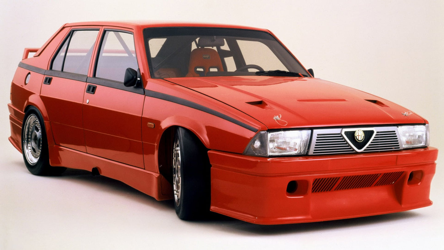 Alfa Romeo 75 Turbo V1 Mousepad