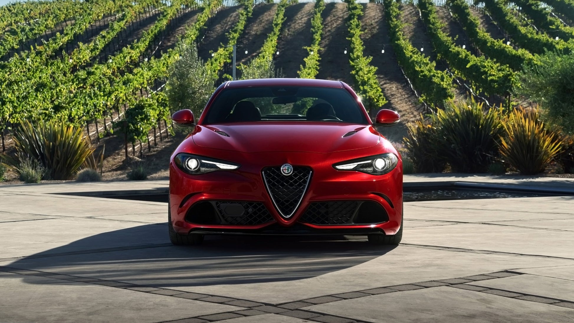 Alfa Romeo Giulia Quadrifoglio V20 Mousepad