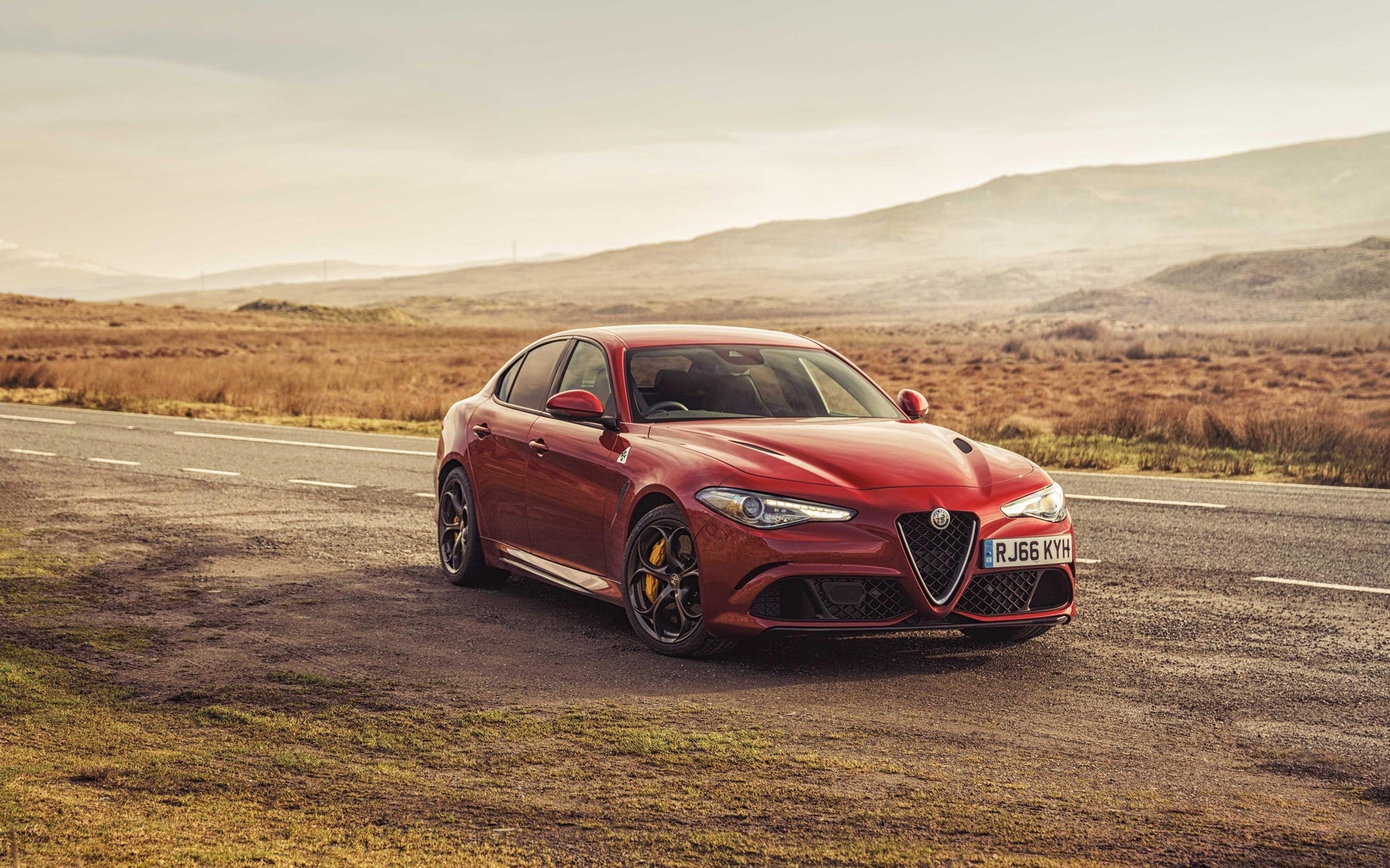 Alfa Romeo Giulia Quadrifoglio V34 Mousepad