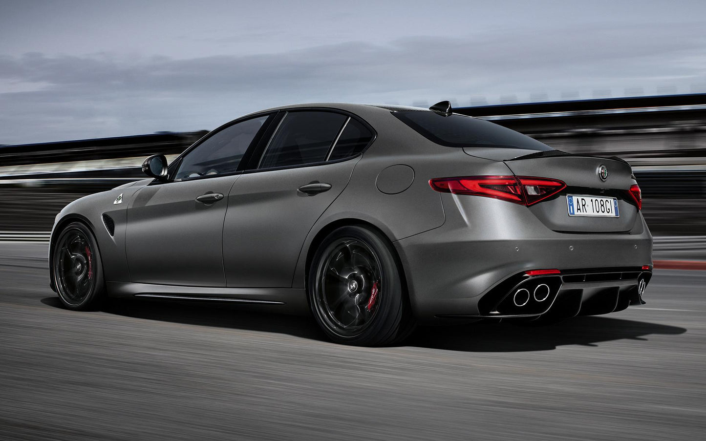 Alfa Romeo Giulia Quadrifoglio V35 Mousepad
