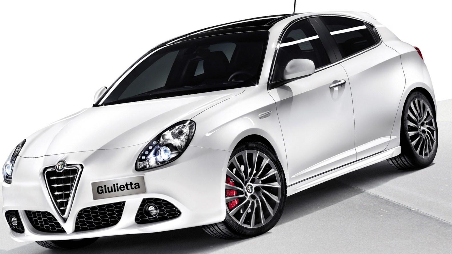 Alfa Romeo Giulia Quadrifoglio V6 Mousepad