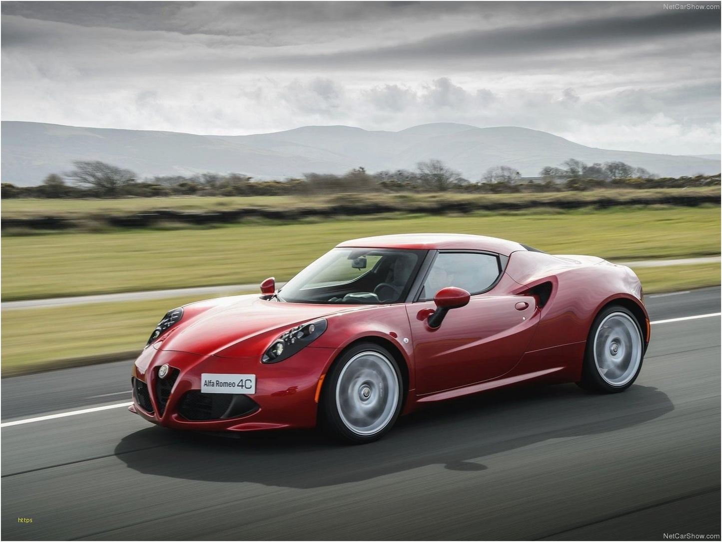 Alfa Romeo Giulietta V10 Mousepad
