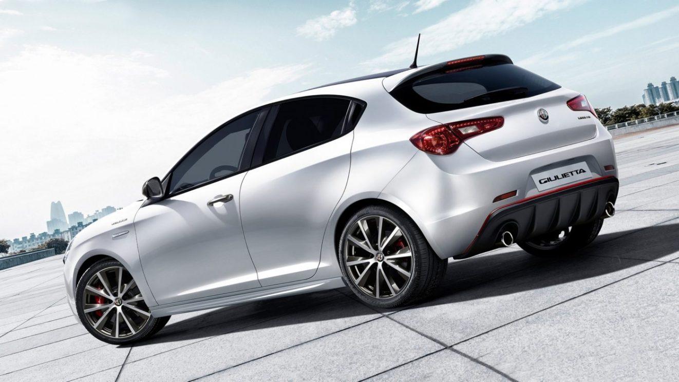 Alfa Romeo Giulietta V2 Mousepad