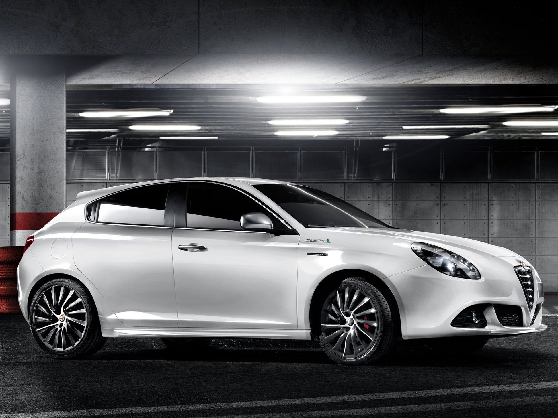 Alfa Romeo Giulietta V9 Mousepad