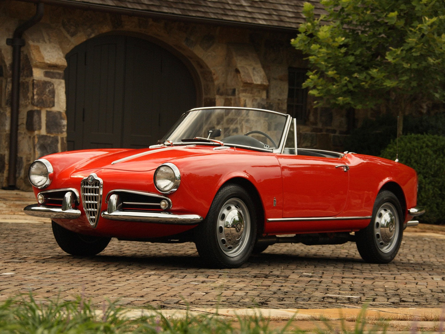 Alfa Romeo Spider V24 Mousepad