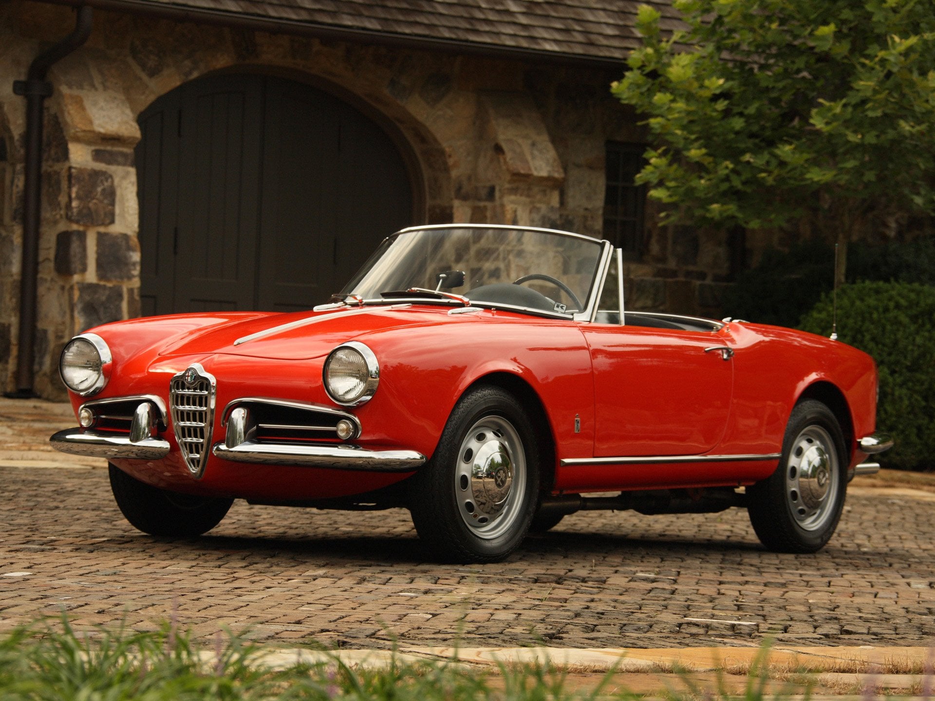 Alfa Romeo Spider V24 Mousepad