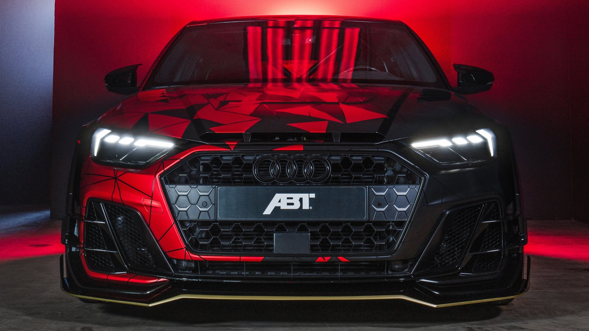 Audi V25