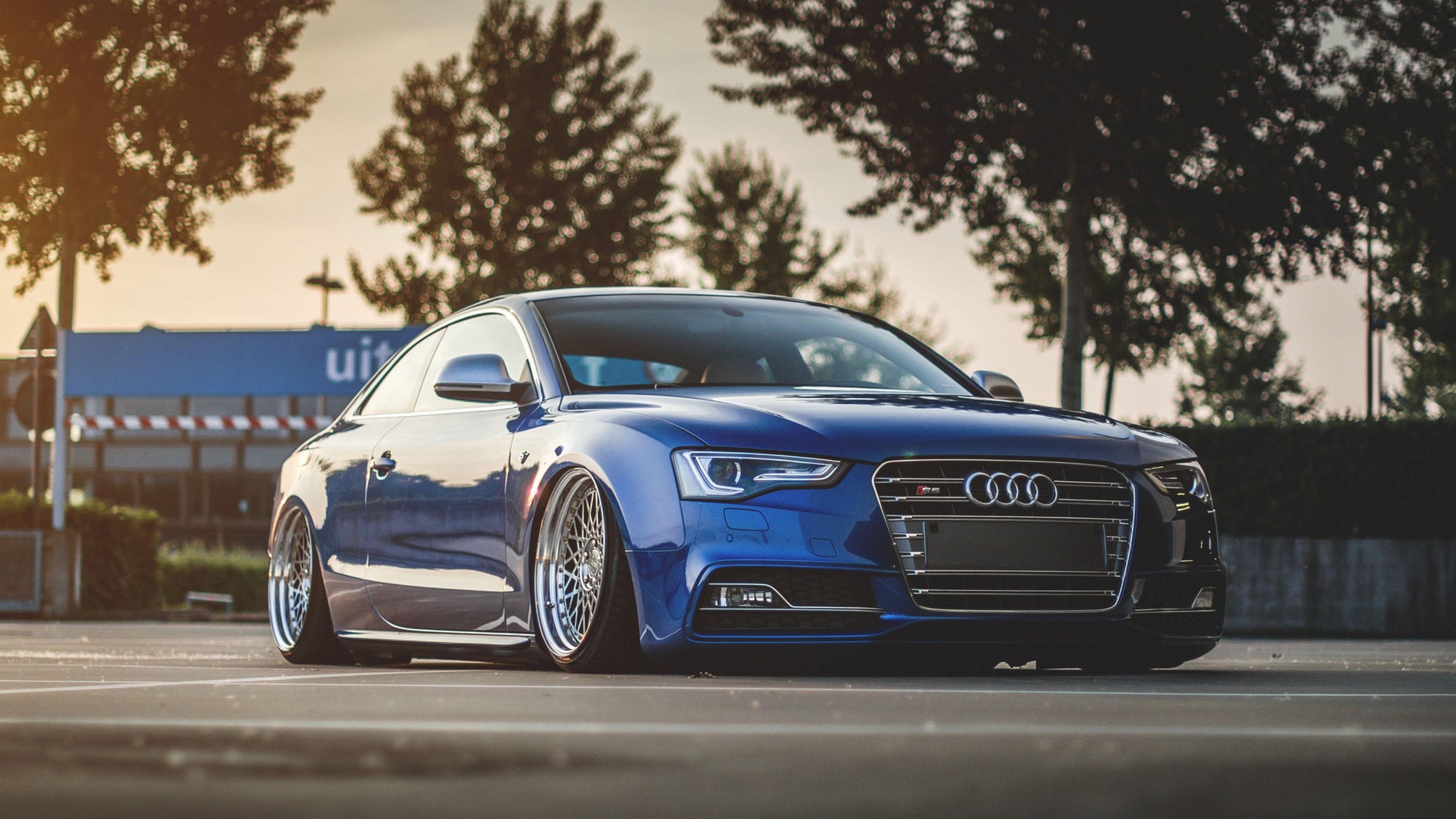 Audi V26