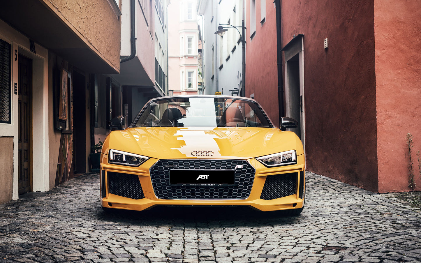 Audi V33