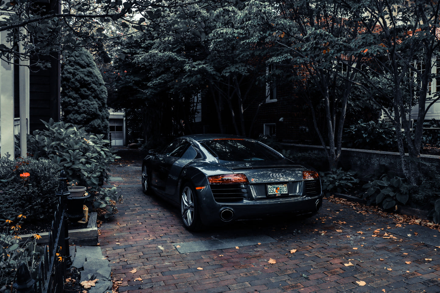 Audi V35
