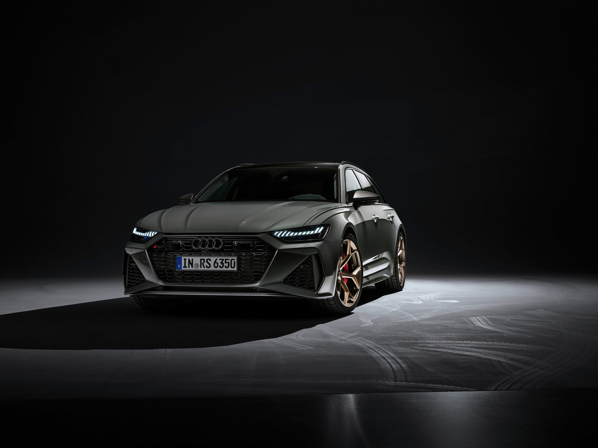Audi V37
