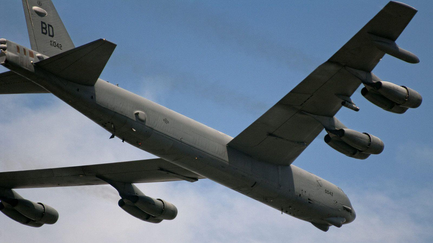 B-52 Stratofortress V3 Mousepad Deskmat