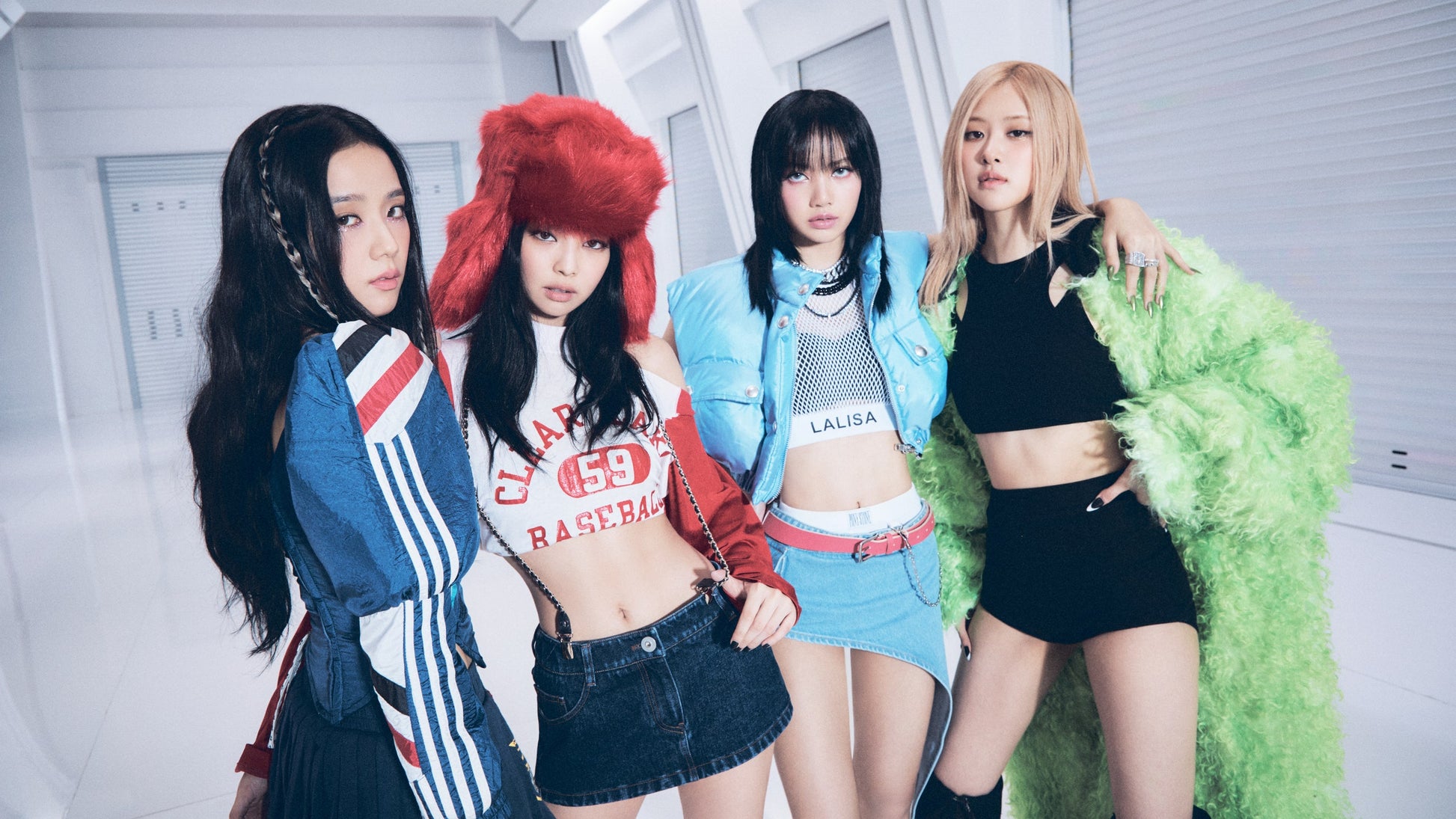 BLACKPINK V16 Mousepad