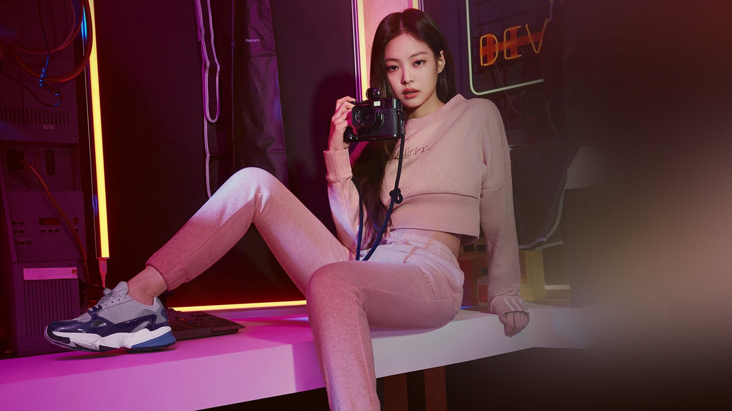 BLACKPINK V21 Mousepad