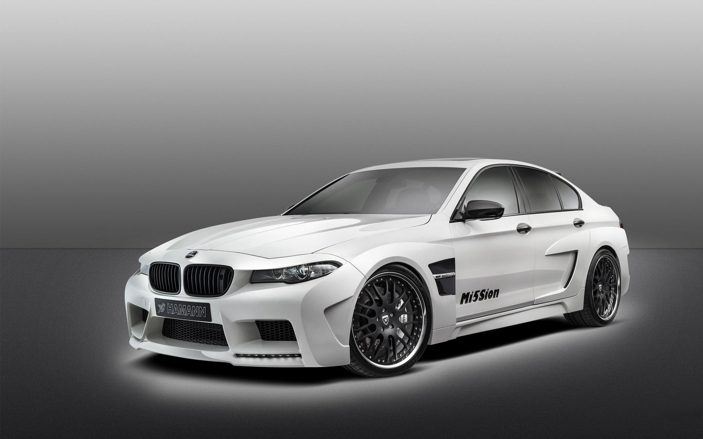 BMW M5 V17 Mousepad