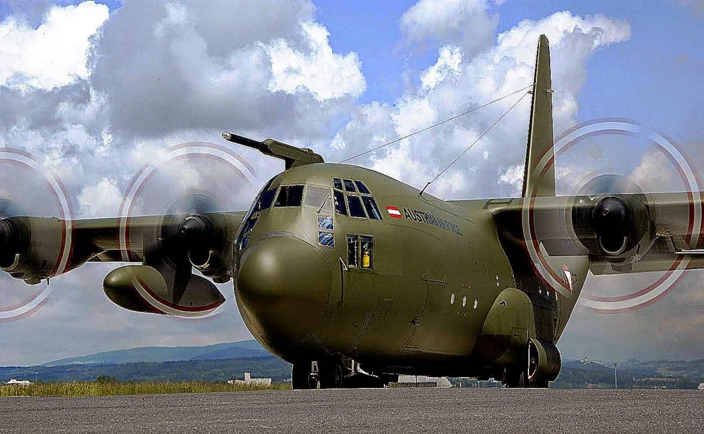 C-130 Hercules V27 Mousepad Deskmat
