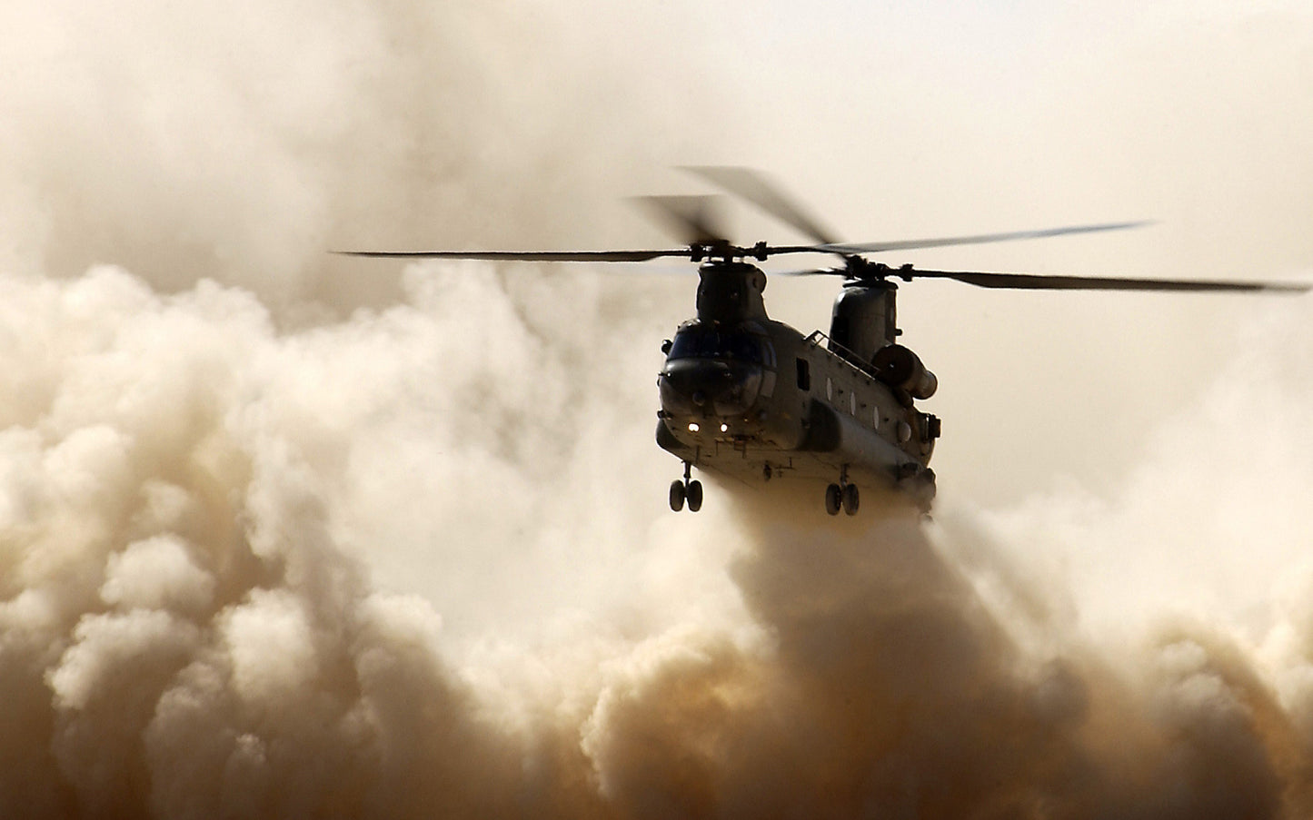 Chinook Helicopter V2 Mousepad Deskmat