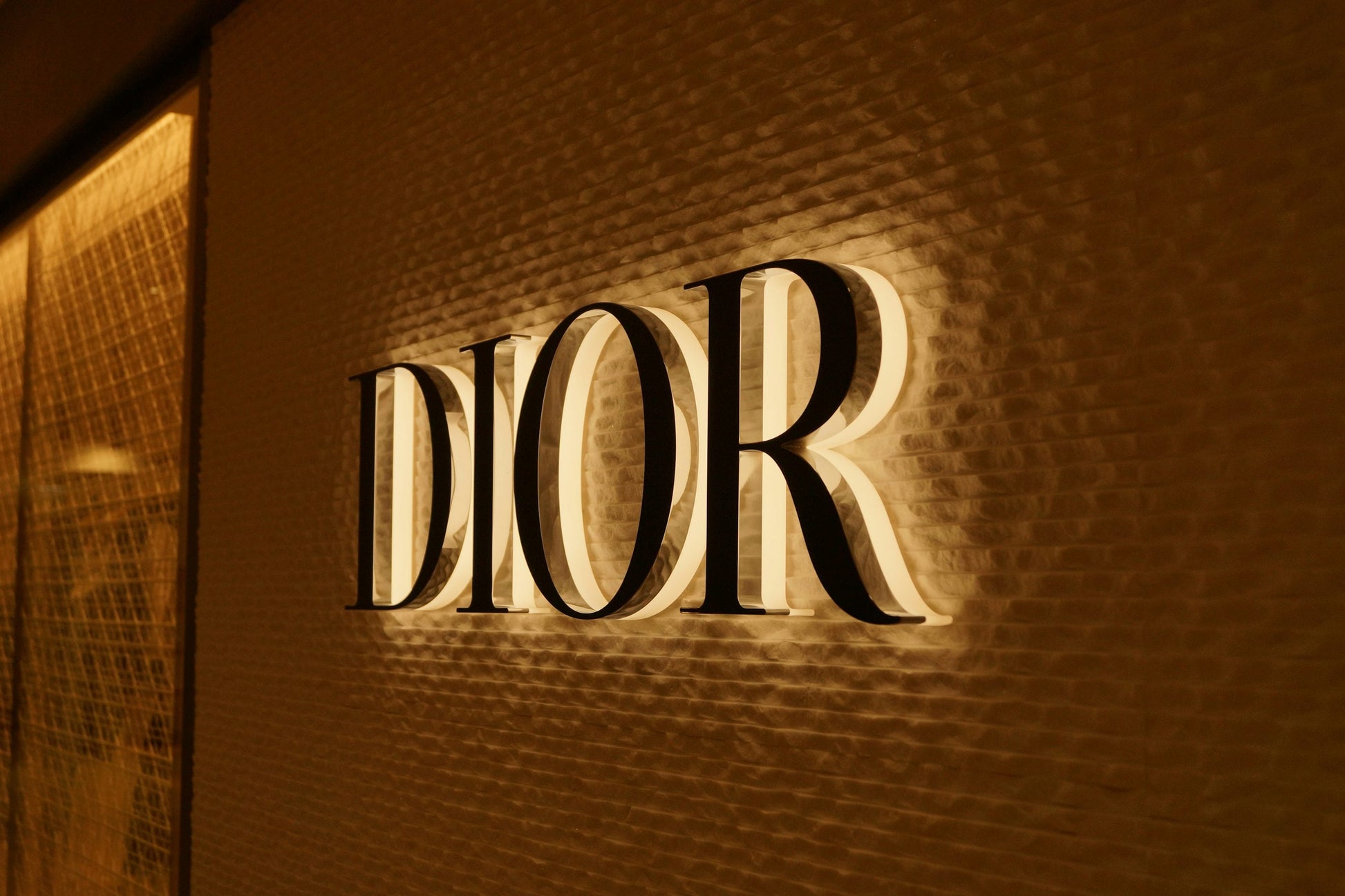 Dior V9 Mousepad