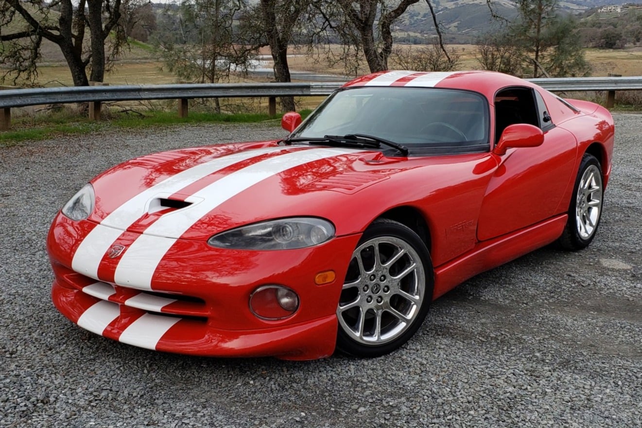 Dodge Viper V5 Mousepad