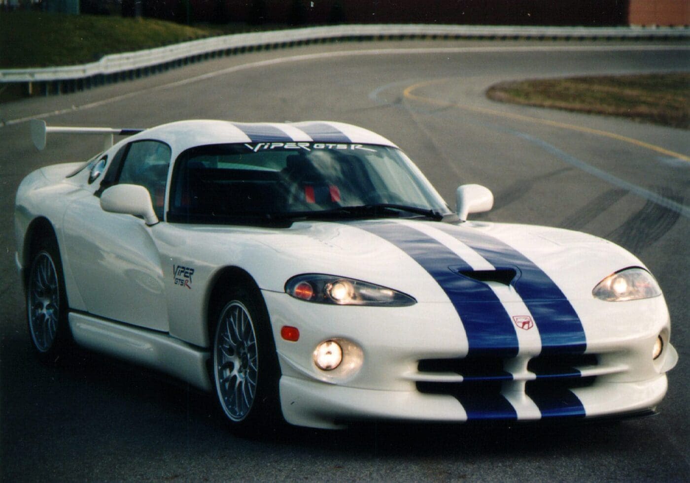 Dodge Viper V8 Mousepad
