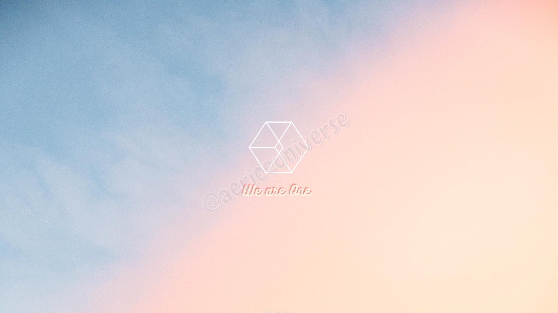 EXO V25 Mousepad