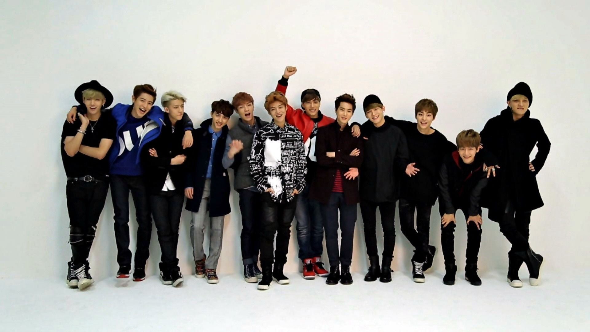 EXO V29 Mousepad