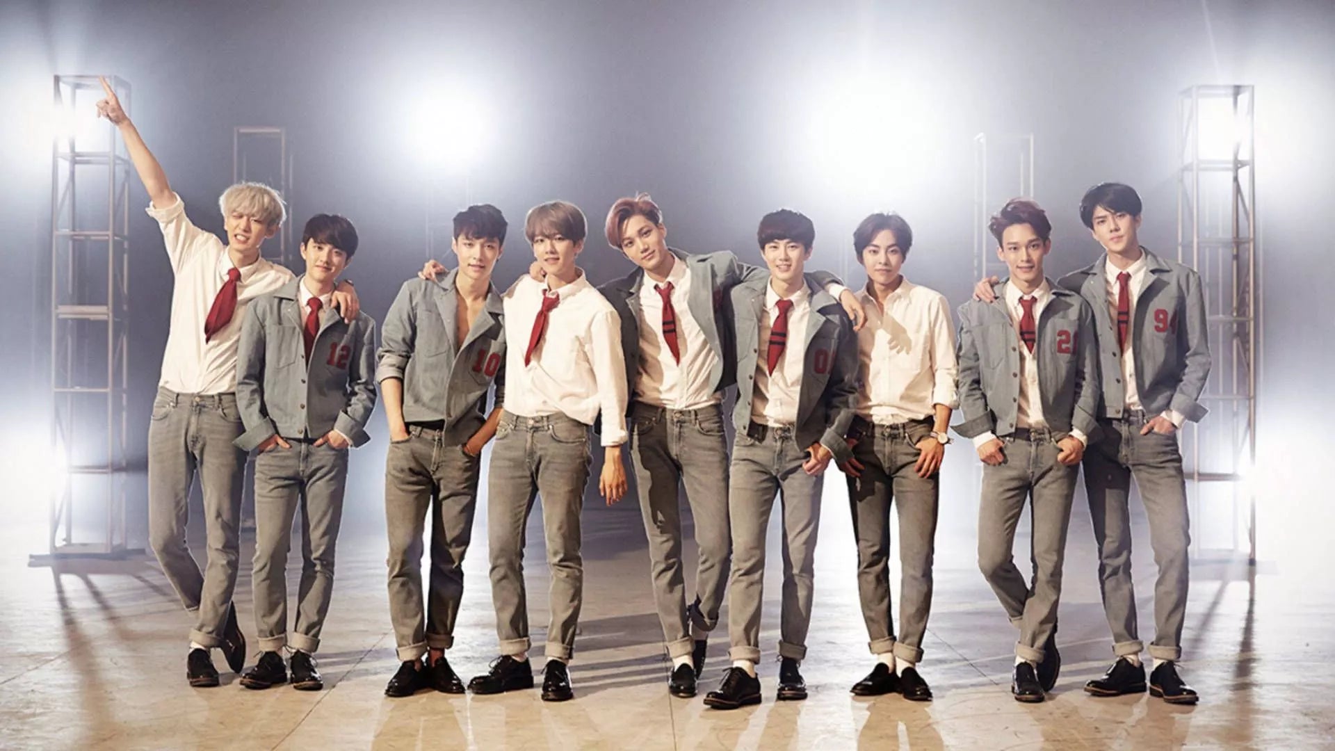 EXO V3 Mousepad