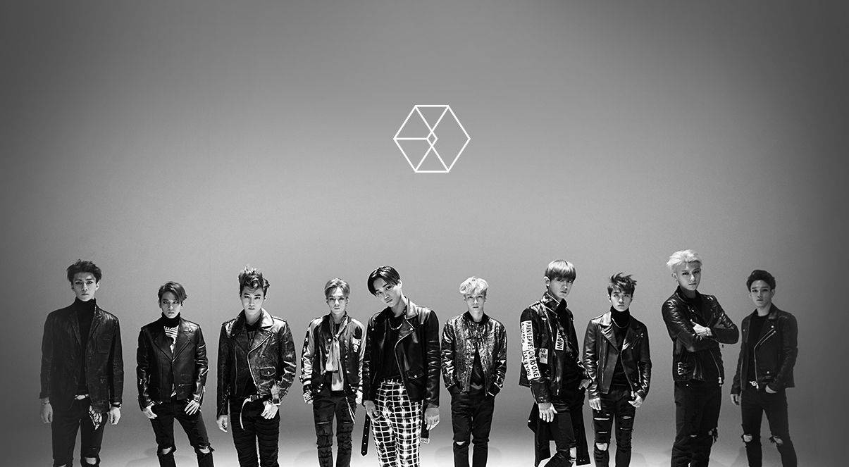 EXO V5 Mousepad
