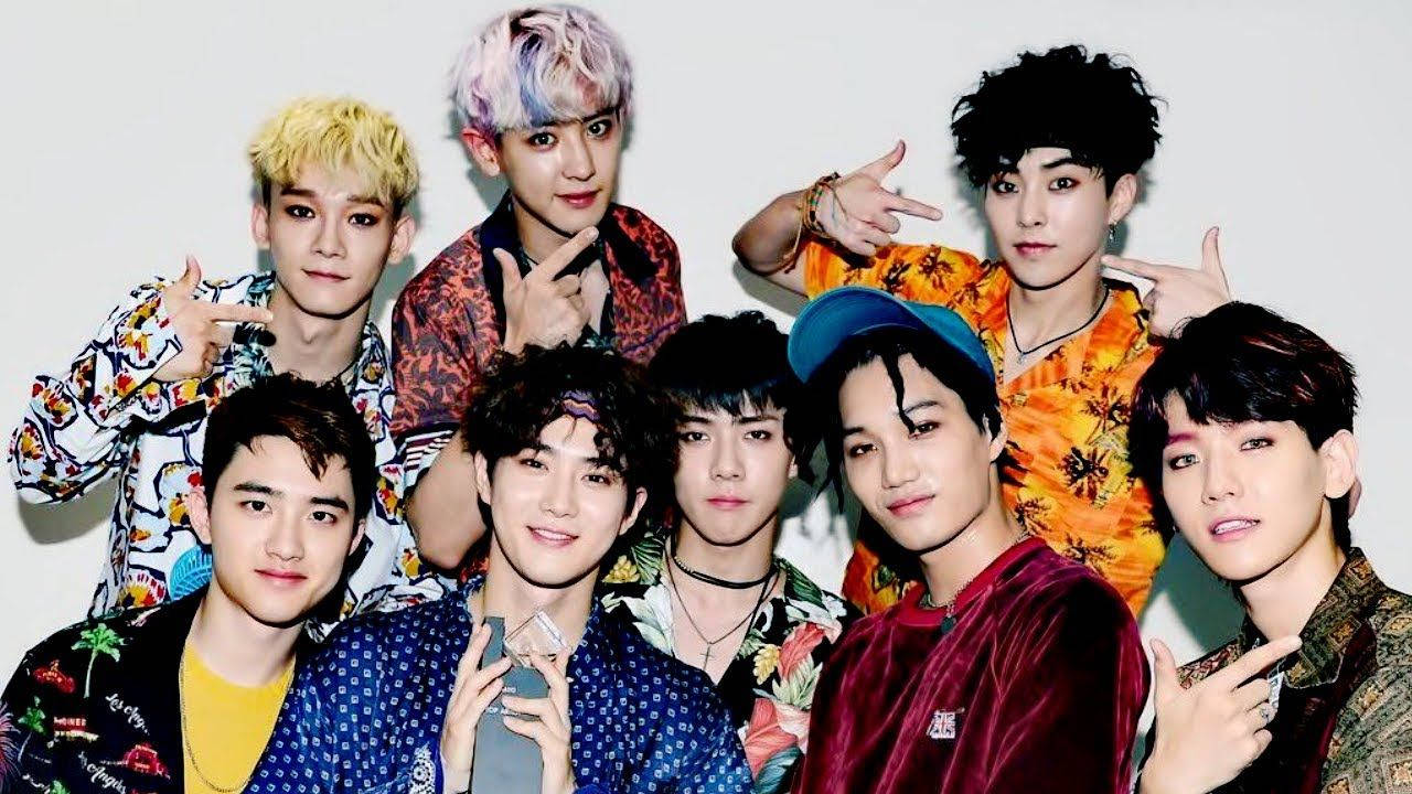 EXO V7 Mousepad