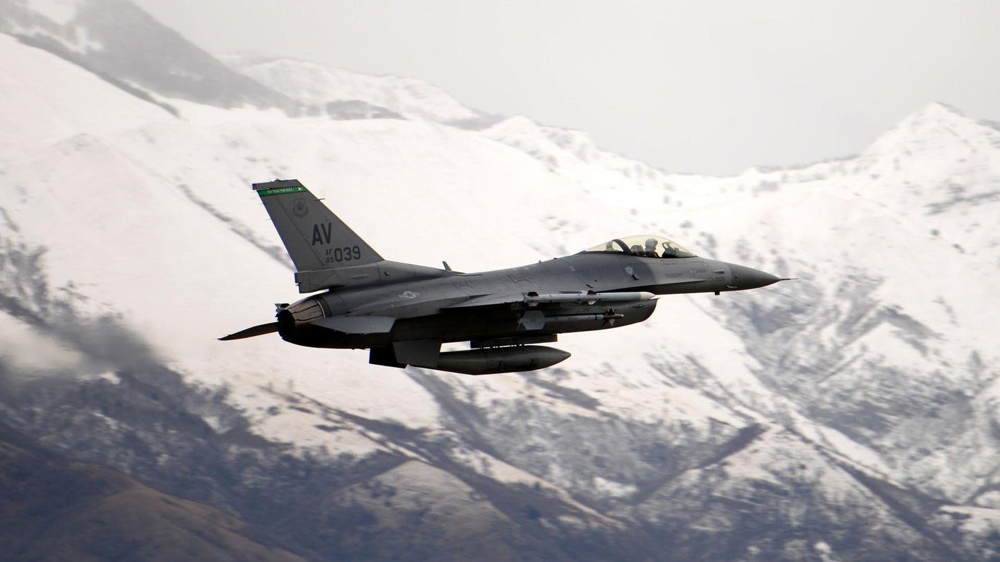 F-16 Fighting Falcon V6 Mousepad Deskmat
