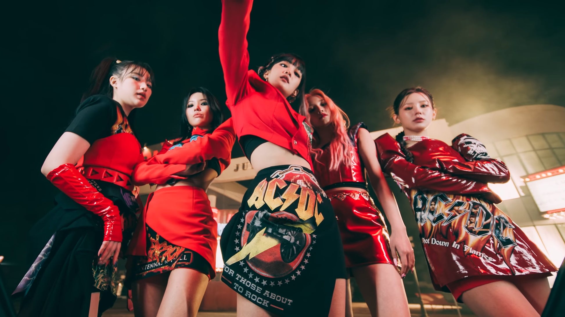G I-DLE V9 Mousepad