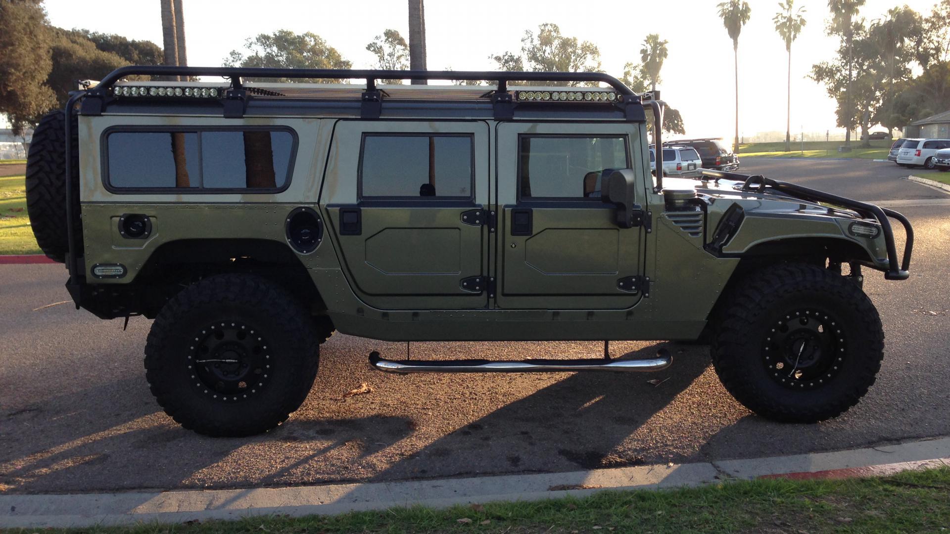 Humvee HMMWV V12 Mousepad Deskmat
