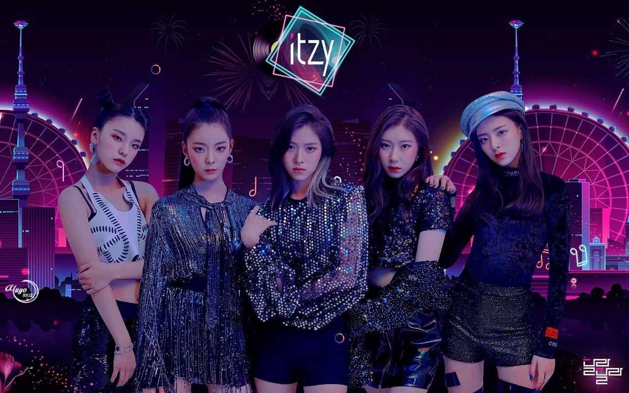 ITZY V3 Mousepad