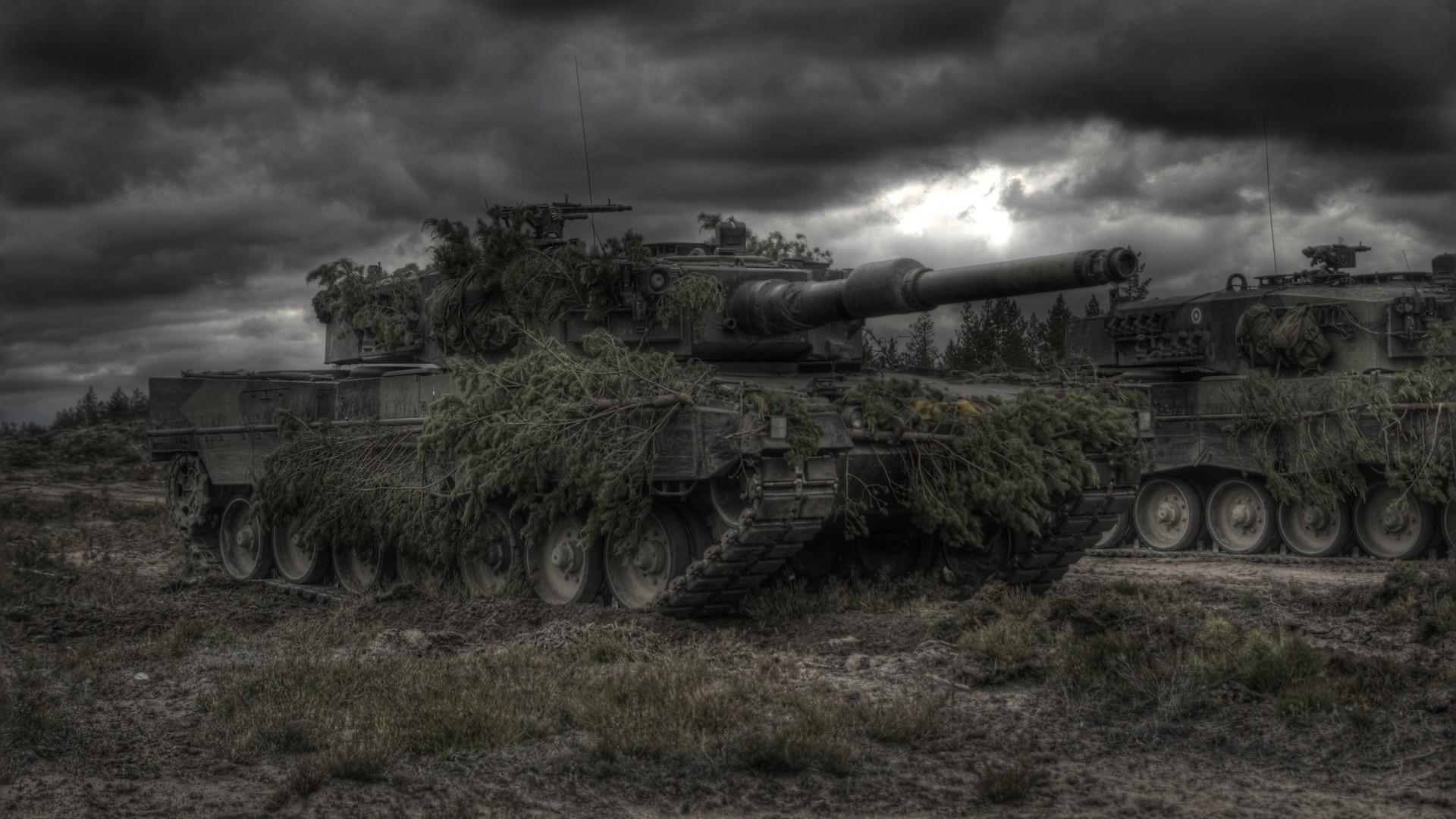 Leopard 2 Tank V18 Mousepad Deskmat