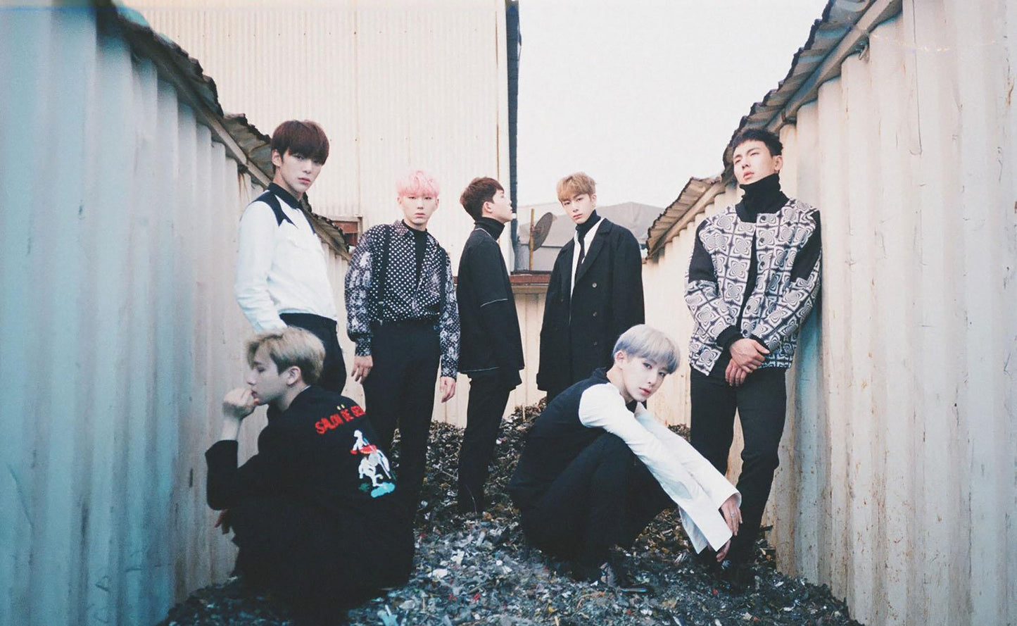 MONSTA X V14 Mousepad