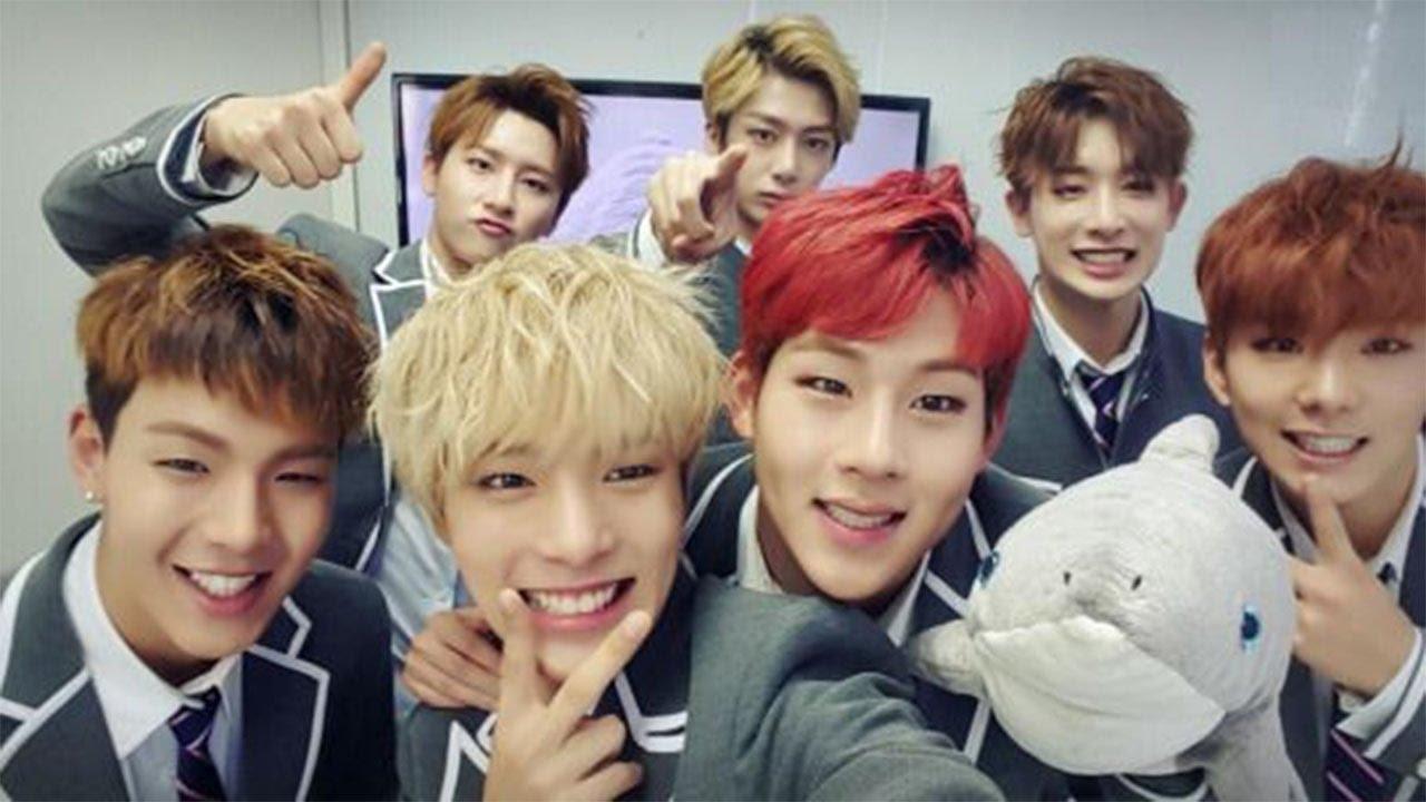 MONSTA X V25 Mousepad