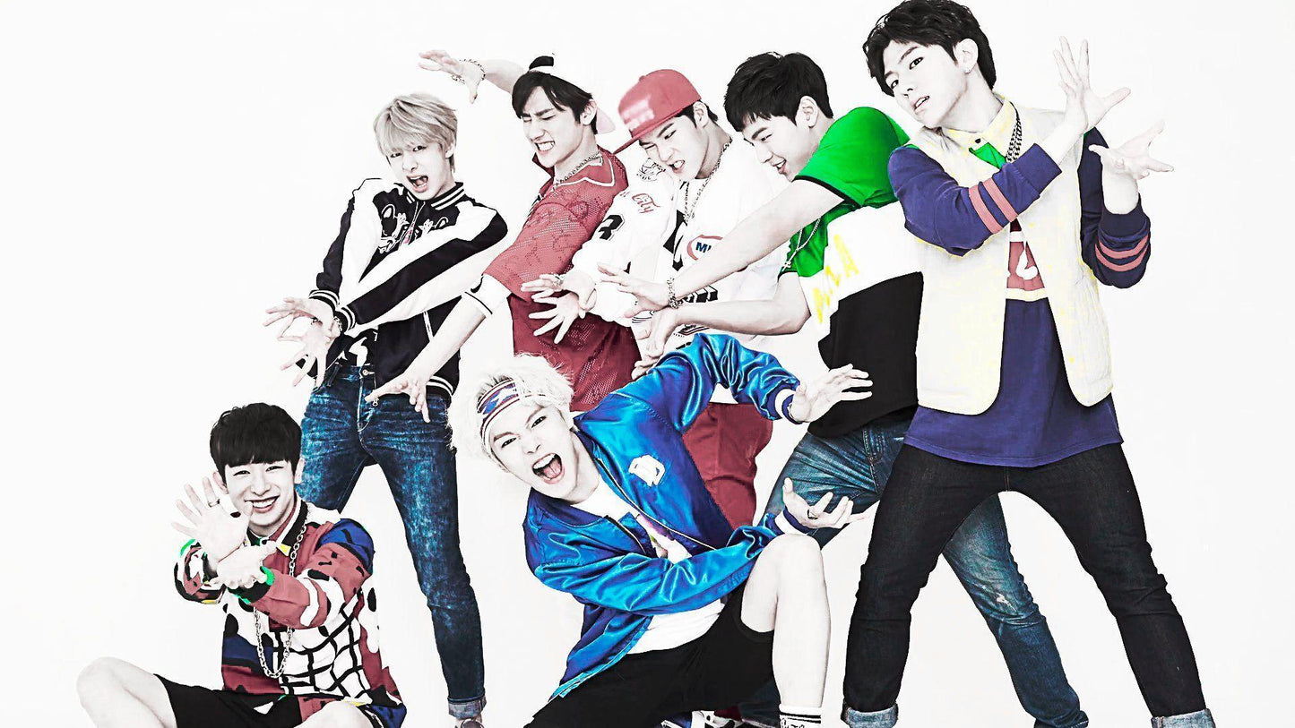 MONSTA X V2 Mousepad