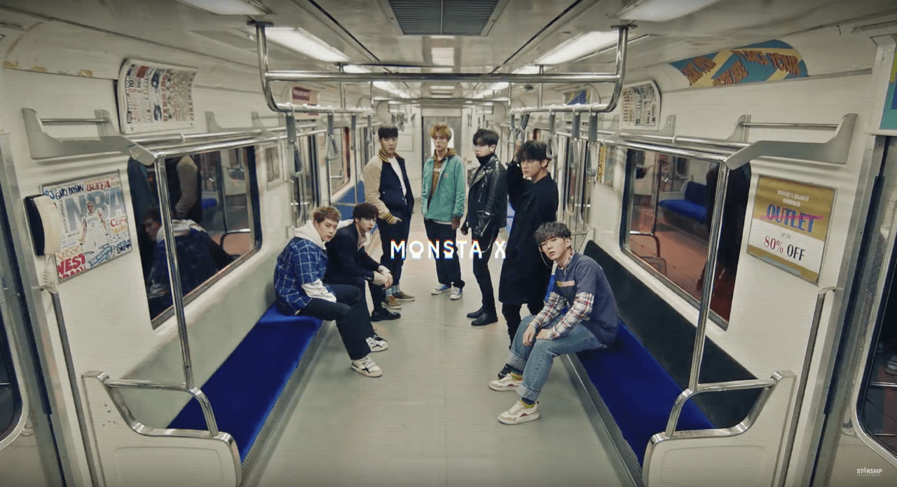 MONSTA X V32 Mousepad
