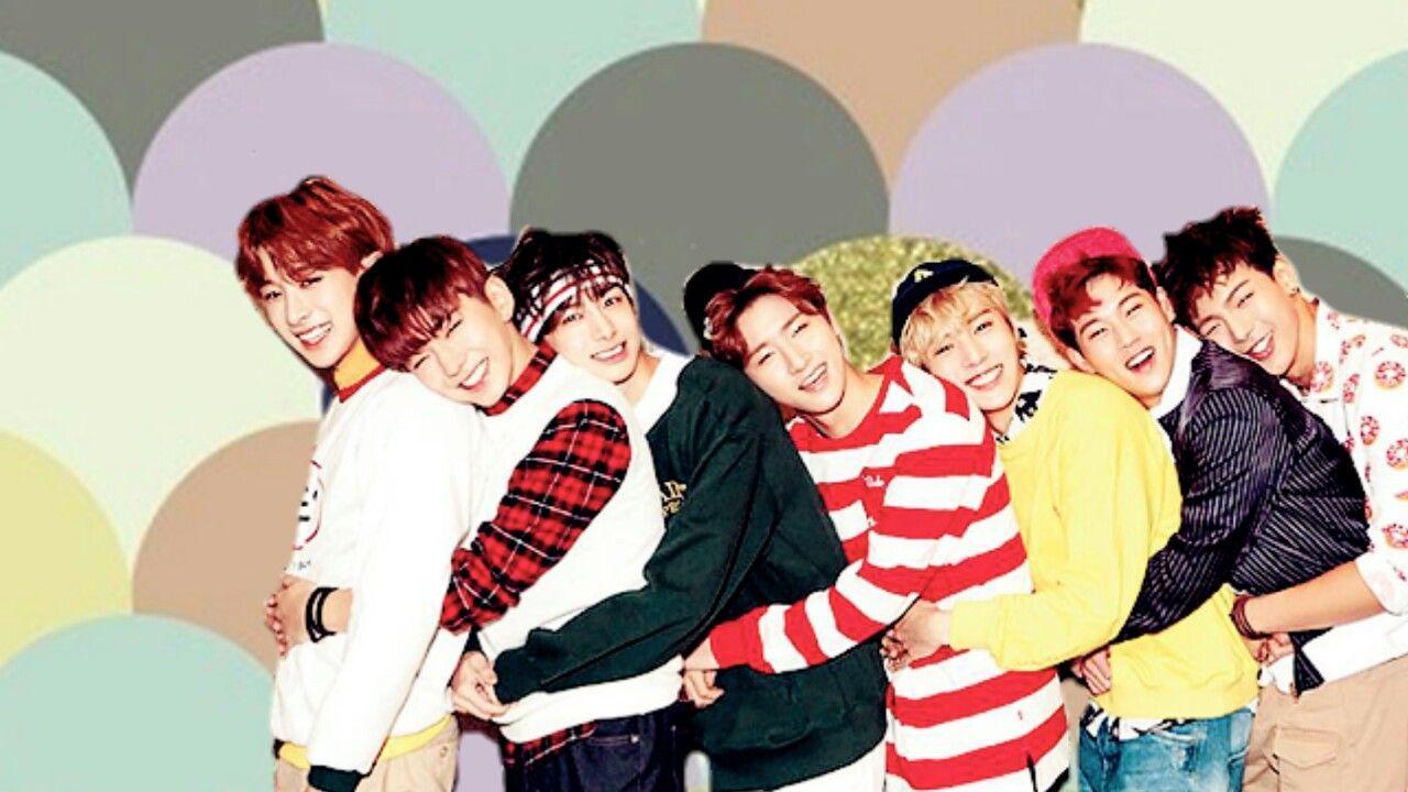 MONSTA X V7 Mousepad