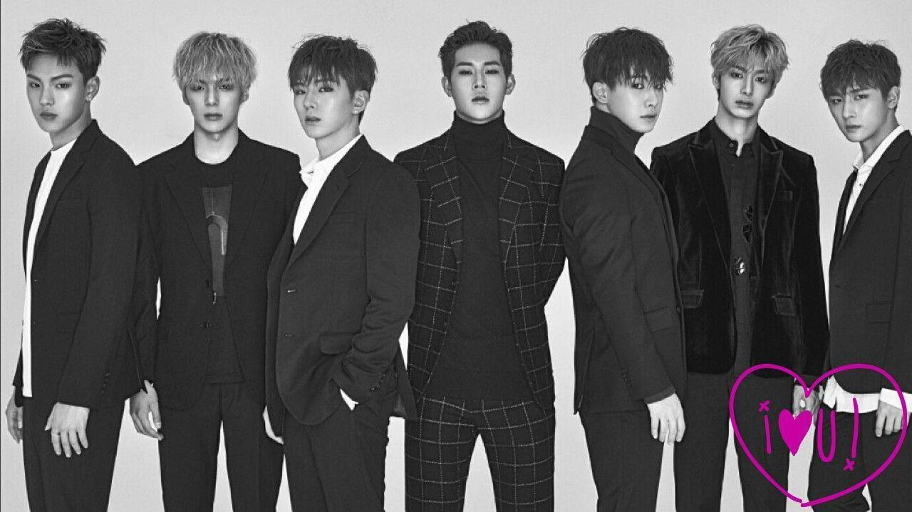 MONSTA X V8 Mousepad