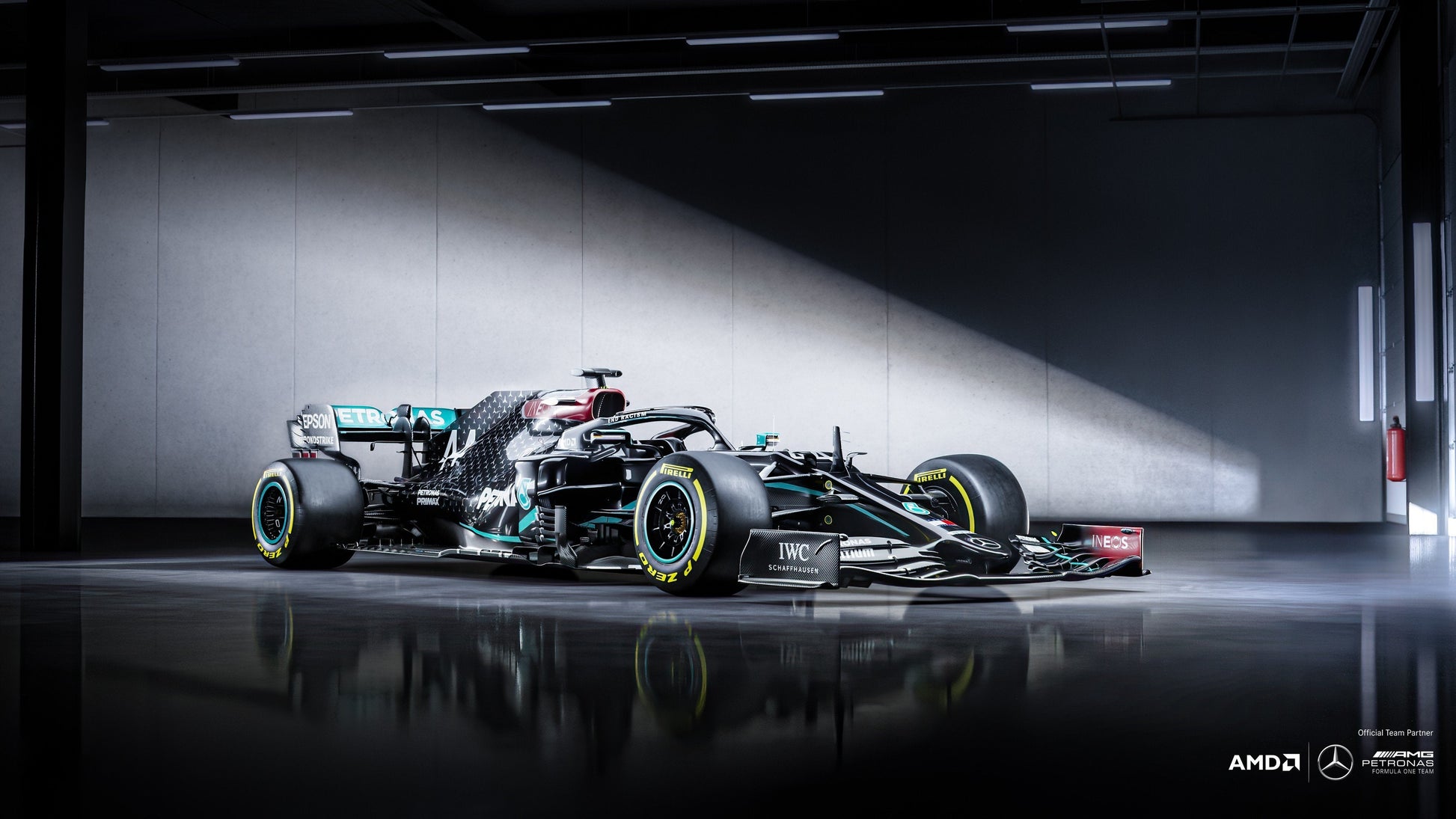 Mercedes AMG Petronas F1 V18