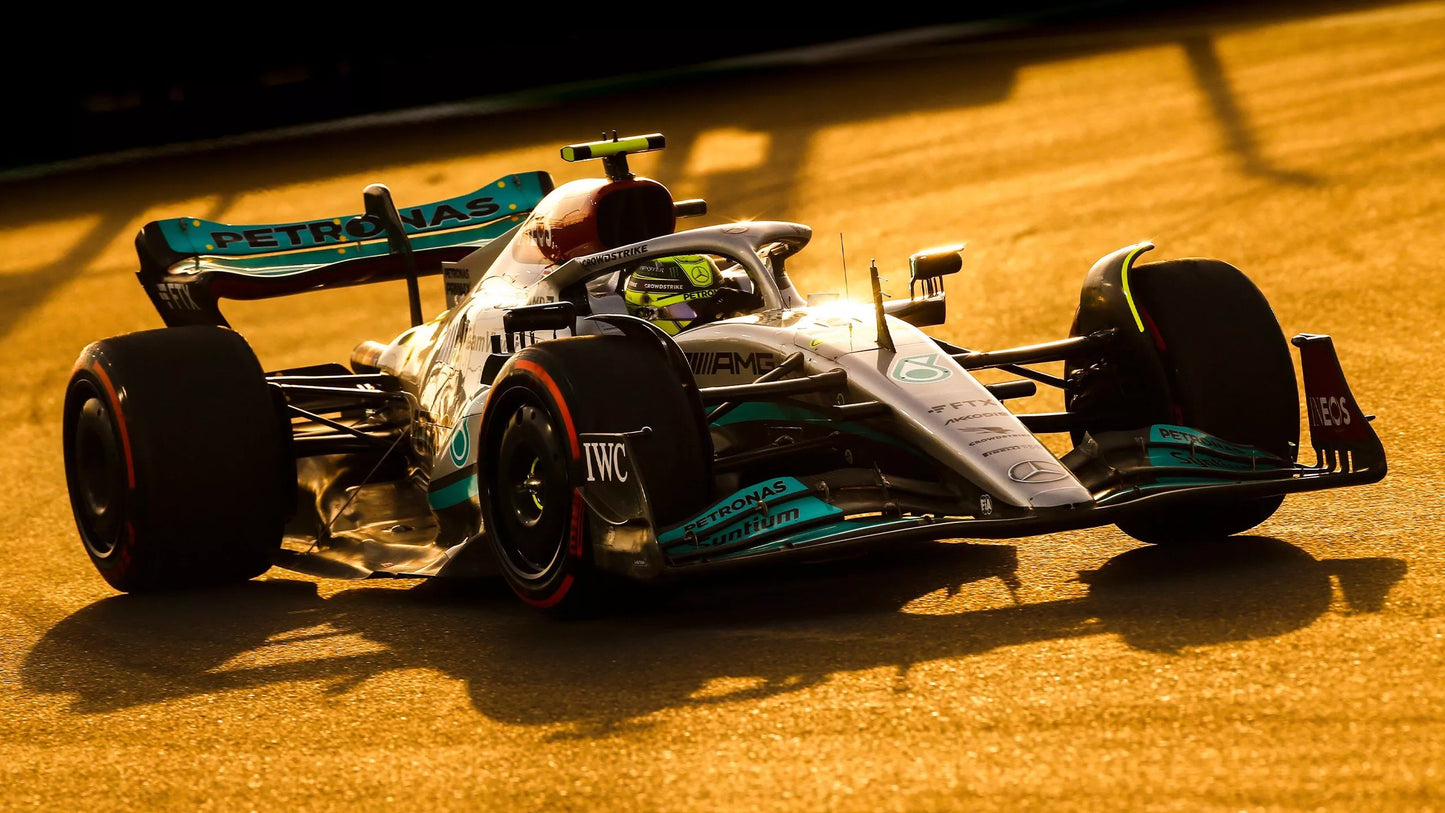 Mercedes AMG Petronas F1 V22