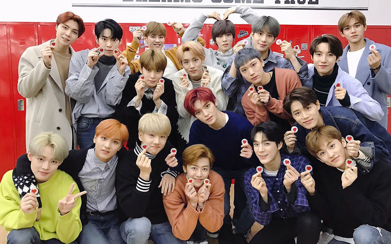 NCT127 V16 Mousepad