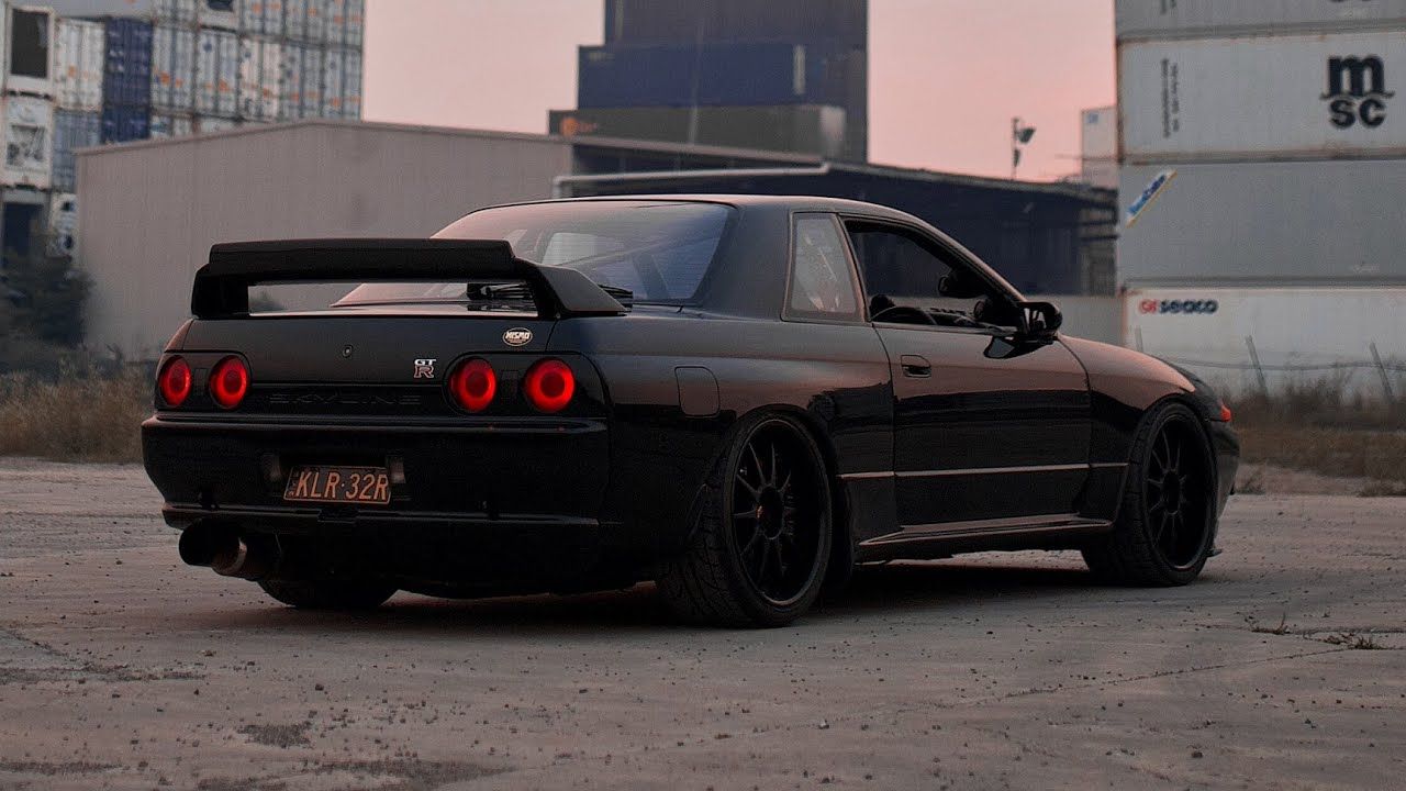 Nissan Skyline R32 GTR V12 Mousepad