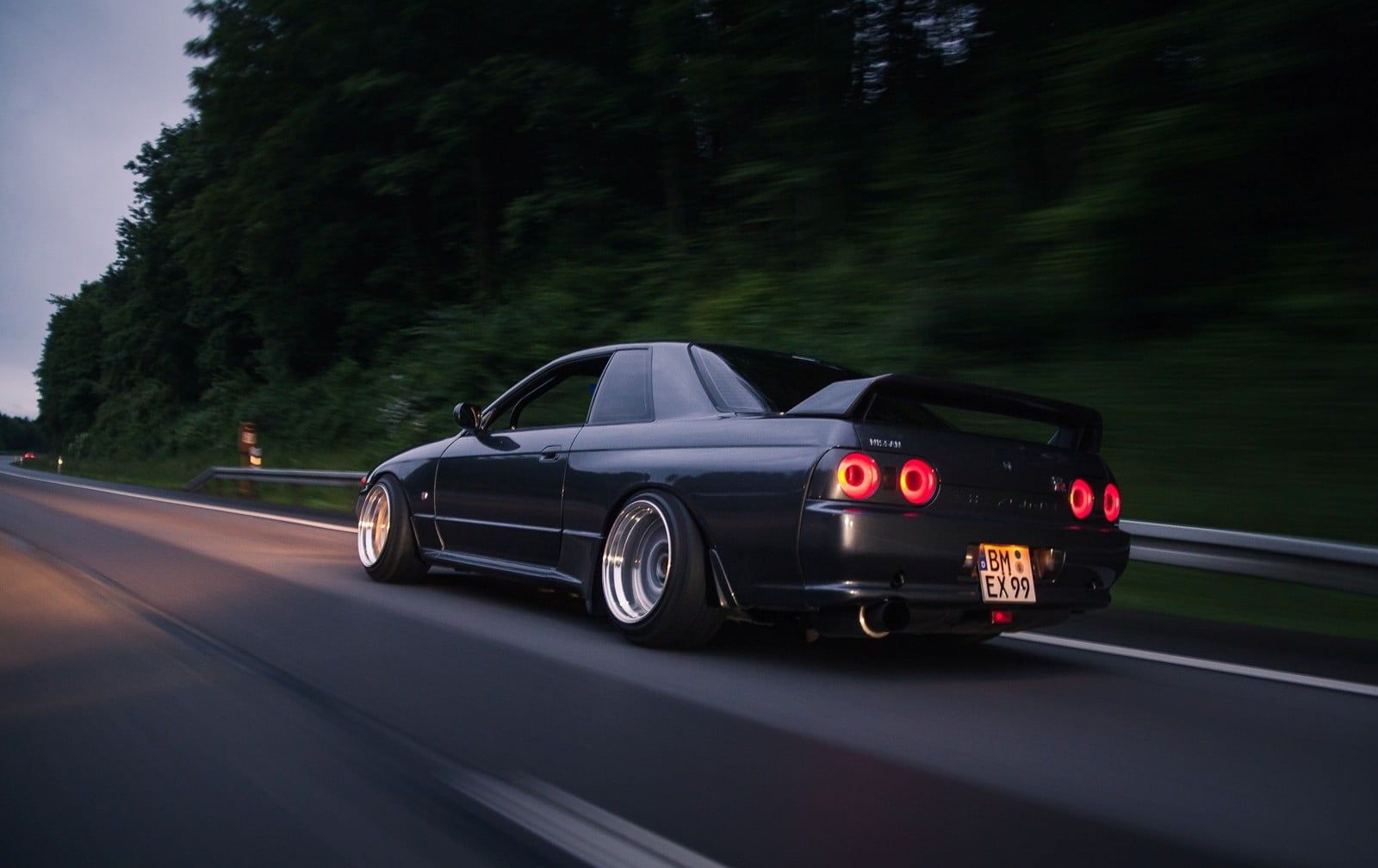 Nissan Skyline R32 GTR V9 Mousepad